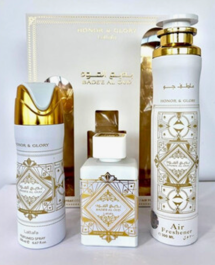 Honor and Glory Bade'e Al Oud Lattafa Set Air Freshener Included